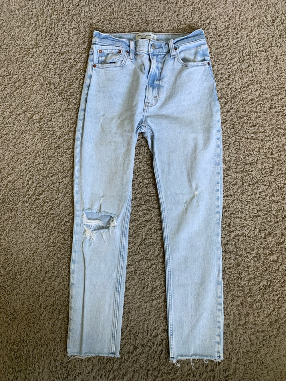 A&F 0/25 high rise skinny light wash denim blue jeans